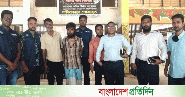 ব্রাহ্মণবাড়িয়ায় দুই টিকিট কালোবাজারি কারাগারে | | বাংলাদেশ প্রতিদিন
