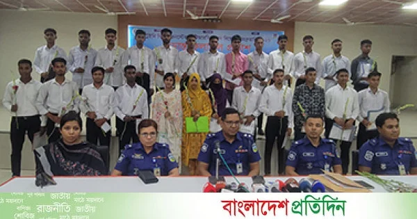 টাকা নয়, মেধার যোগ্যতায় পুলিশে চাকরি পেলেন শেরপুরের ২৫ জন | | বাংলাদেশ প্রতিদিন