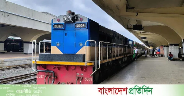 আড়াই ঘণ্টা বিলম্বে বুড়িমারী এক্সপ্রেস, ভোগান্তিতে যাত্রীরা | | বাংলাদেশ প্রতিদিন