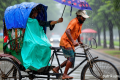 দুপুর পর্যন্ত ৩ জেলার জন্য সতর্কবার্তা, বৃষ্টির শঙ্কা | | বাংলাদেশ প্রতিদিন