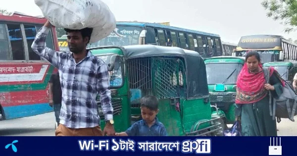 ছুটির আমেজ শেষে পুরোনো ছন্দে ফিরছে ঢাকা, বেড়েছে যানচলাচল | | বাংলাদেশ প্রতিদিন