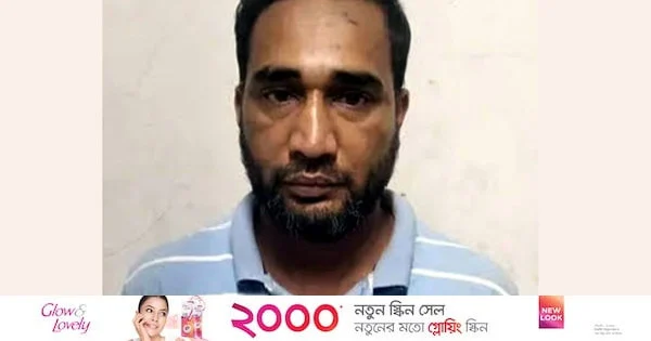 বাসার গেটে চাপাতি ঠেকিয়ে ছিনতাই, ভিডিও ভাইরালের পর গ্রেপ্তার ১ | | বাংলাদেশ প্রতিদিন