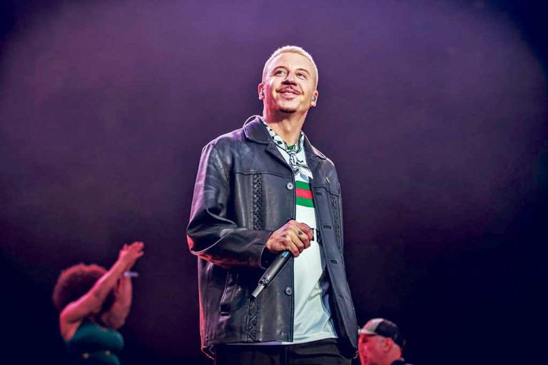 260914-Macklemore-ew-150p-a3c1fa